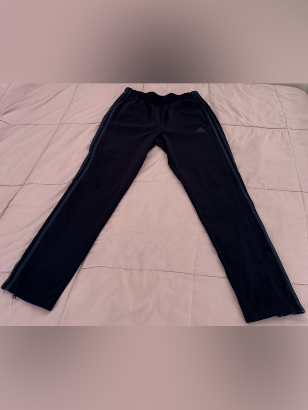 adidas Men's Navy Blue Training Track Pants with Side Stripes, size M pockets
